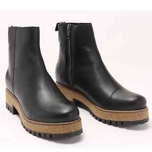 Taos Leather Chelsea Ankle Boot